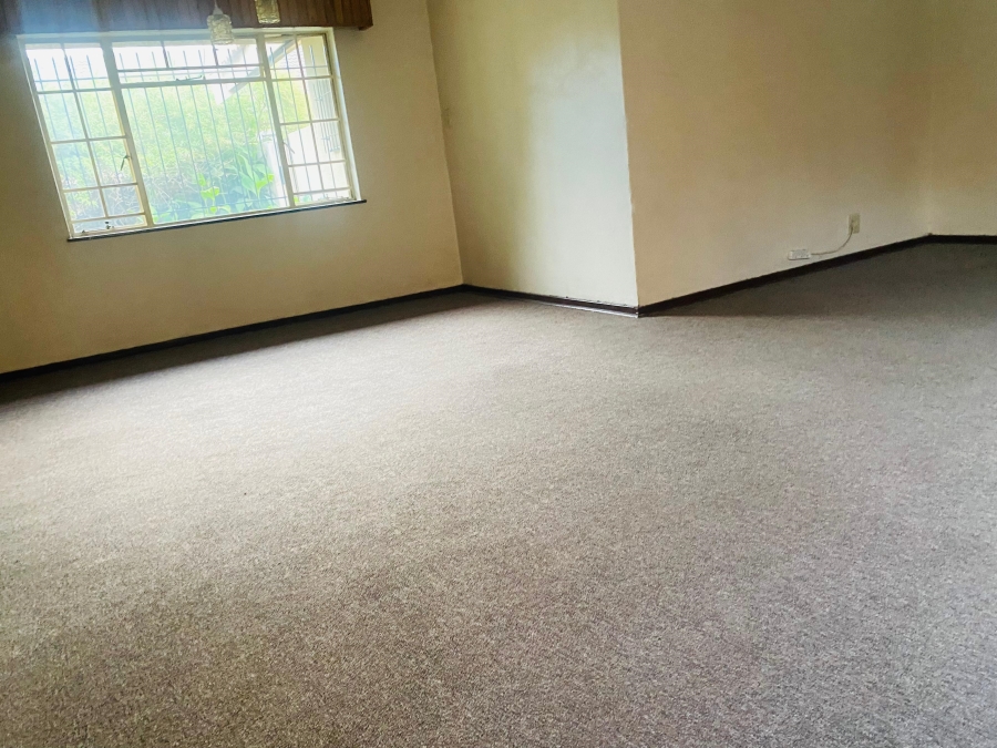 3 Bedroom Property for Sale in Roodia Free State